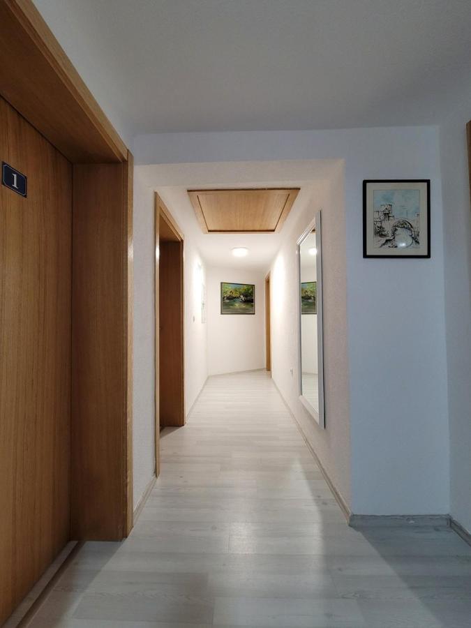 Apartments Daris Mostar Exteriör bild