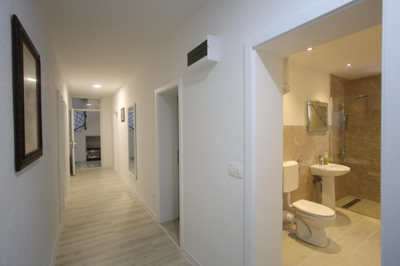 Apartments Daris Mostar Exteriör bild